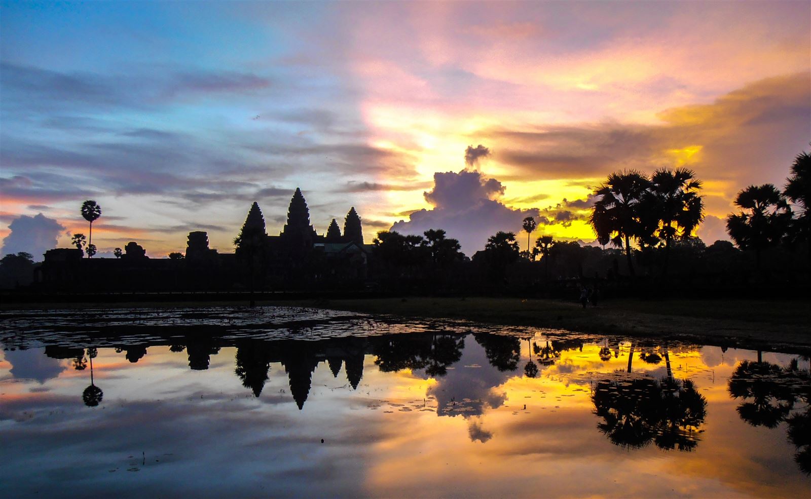 ANGKOR - MEDIO