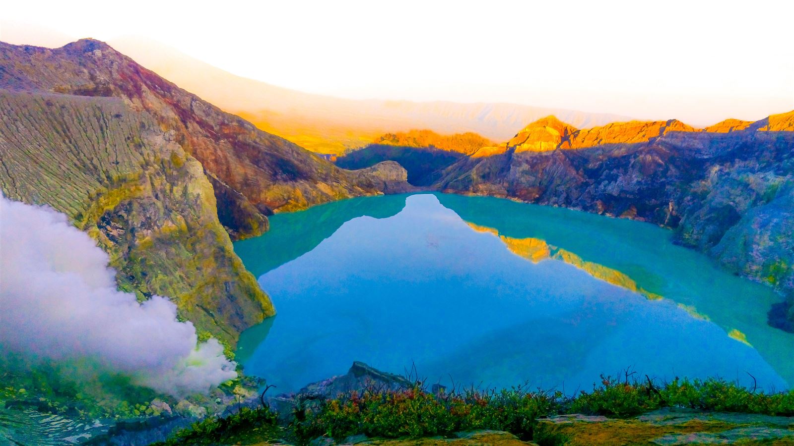 DESCUBRIMIENTO DEL MONTE IJEN – LARGO