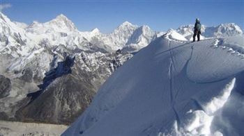 *!<=*ParamsSpilitItems*=>*!Día 9*!<=*ParamsSpilitItems*=>*!LOBUCHE – KALAPATHAR O EVEREST BASE CAMP - LOBUCHE*!<=*ParamsSpilitItems*=>*!