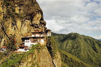 *!<=*ParamsSpilitItems*=>*!Día 11 & 12*!<=*ParamsSpilitItems*=>*!PANGBOCHE – NAMCHE BAZAR - MONJO*!<=*ParamsSpilitItems*=>*!